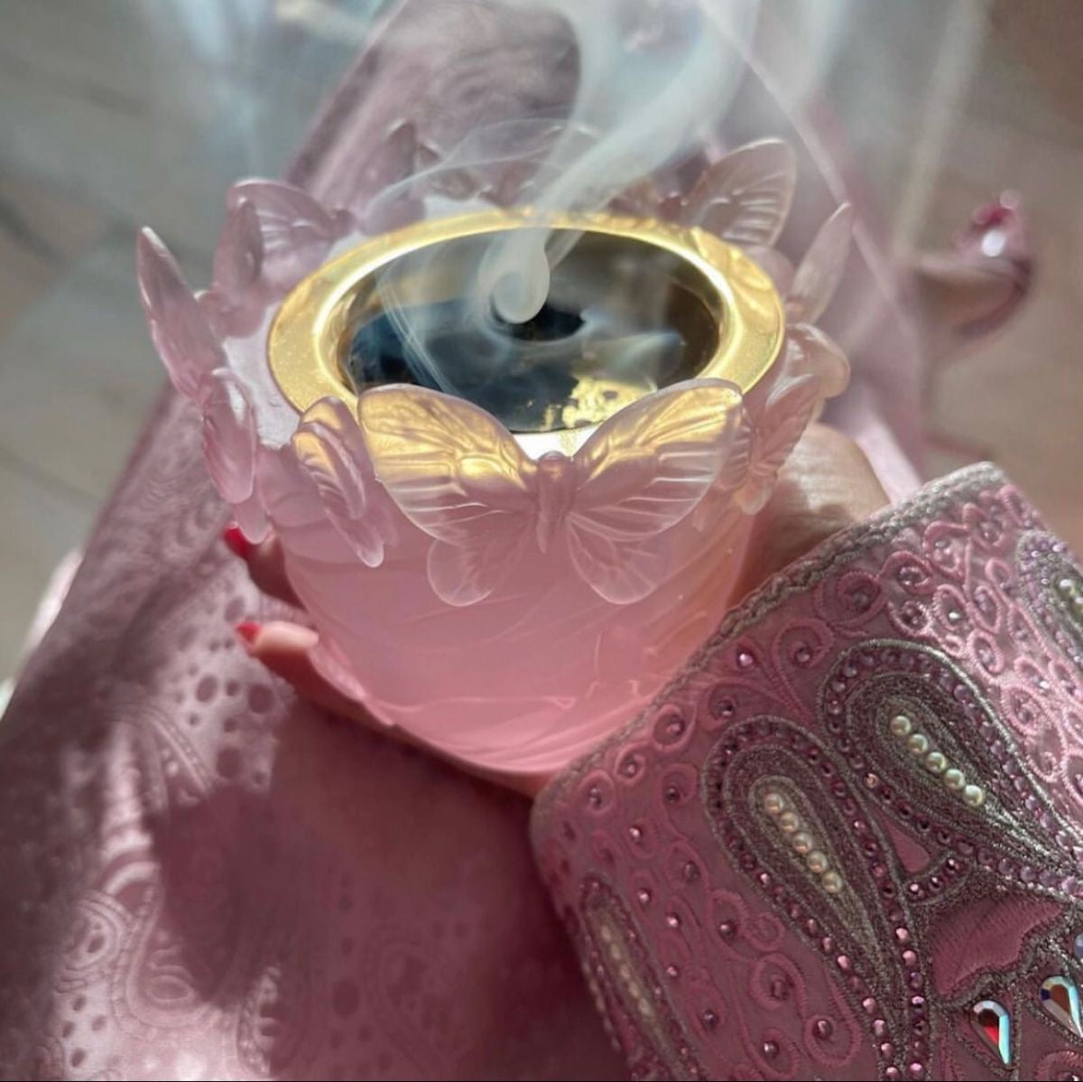 Dhkoun | دخون فرنسي